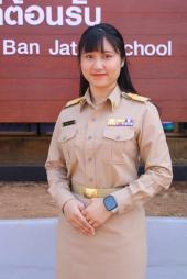 นางสาวจุฑารัตน์ คันทะเสน